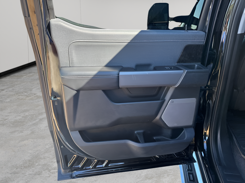 Used Car 2023 Ford F-350sd  Lariat For Sale Under $80,000 In Austin, Texas