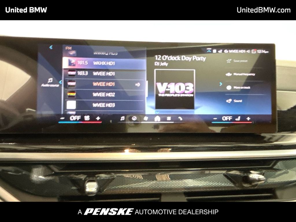 Thumbnail: 2026 BMW X5 - 16