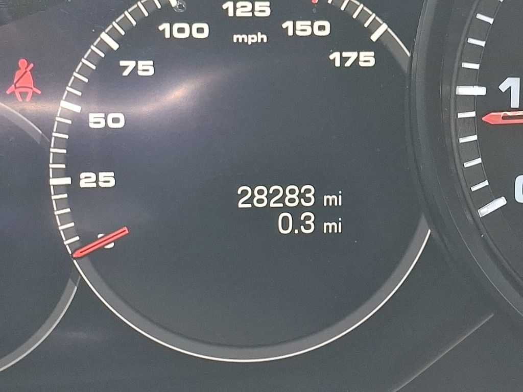 Thumbnail: 2023 Porsche Cayenne - 24