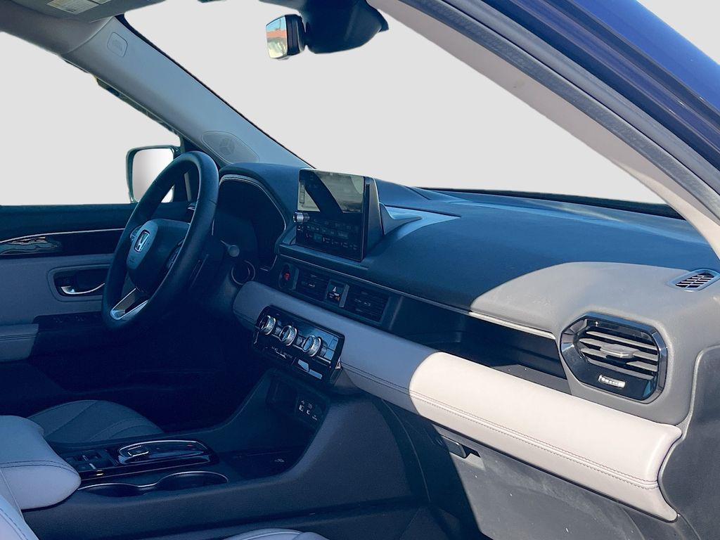 Used 2025 Blue Honda EX-L image 30