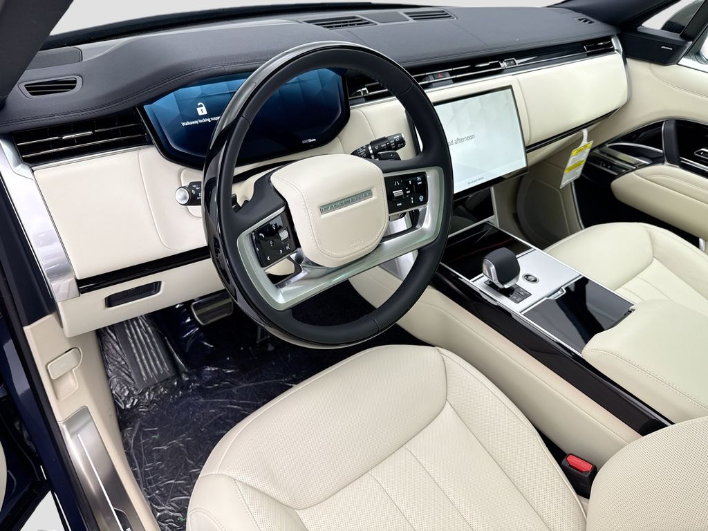 Thumbnail: 2026 Land Rover Range Rover - 9