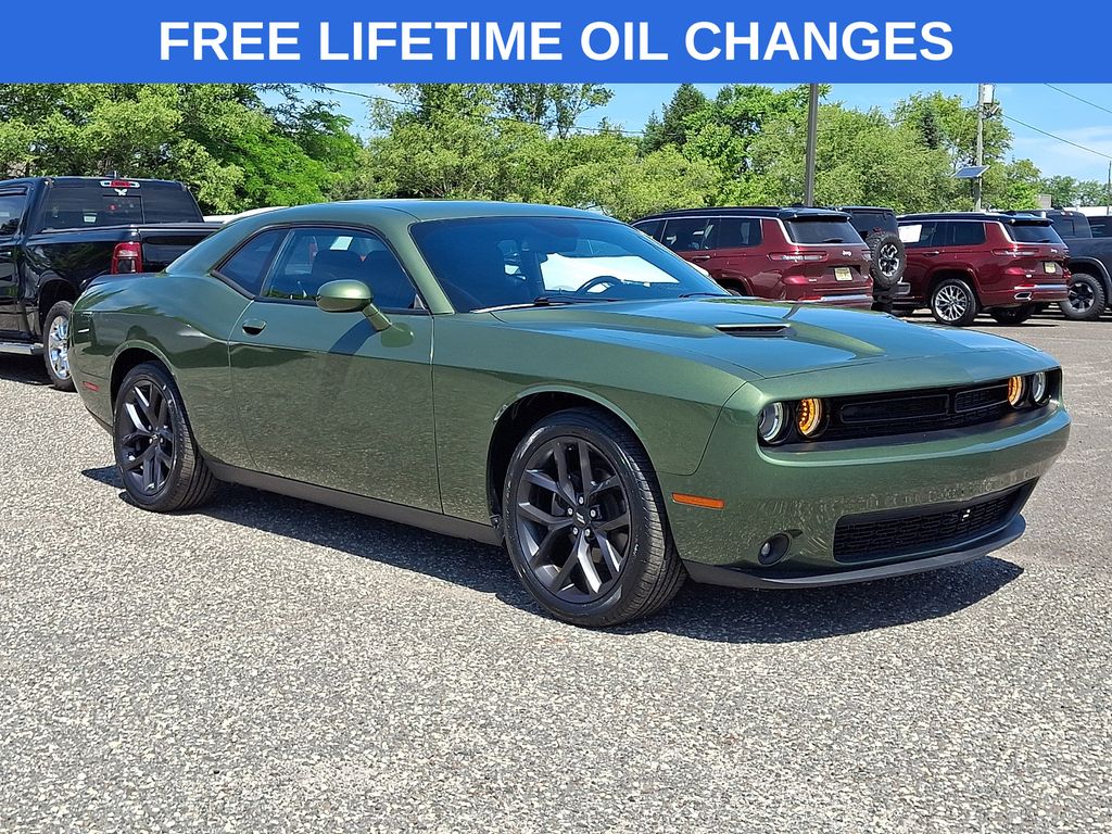 Green 2021 Dodge Challenger Coupe Rear-Wheel Drive 8-Speed Automatic