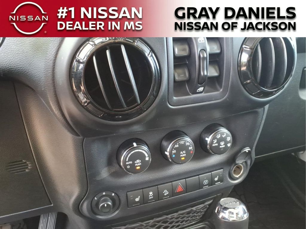 Used 2017 Jeep Wrangler SUV