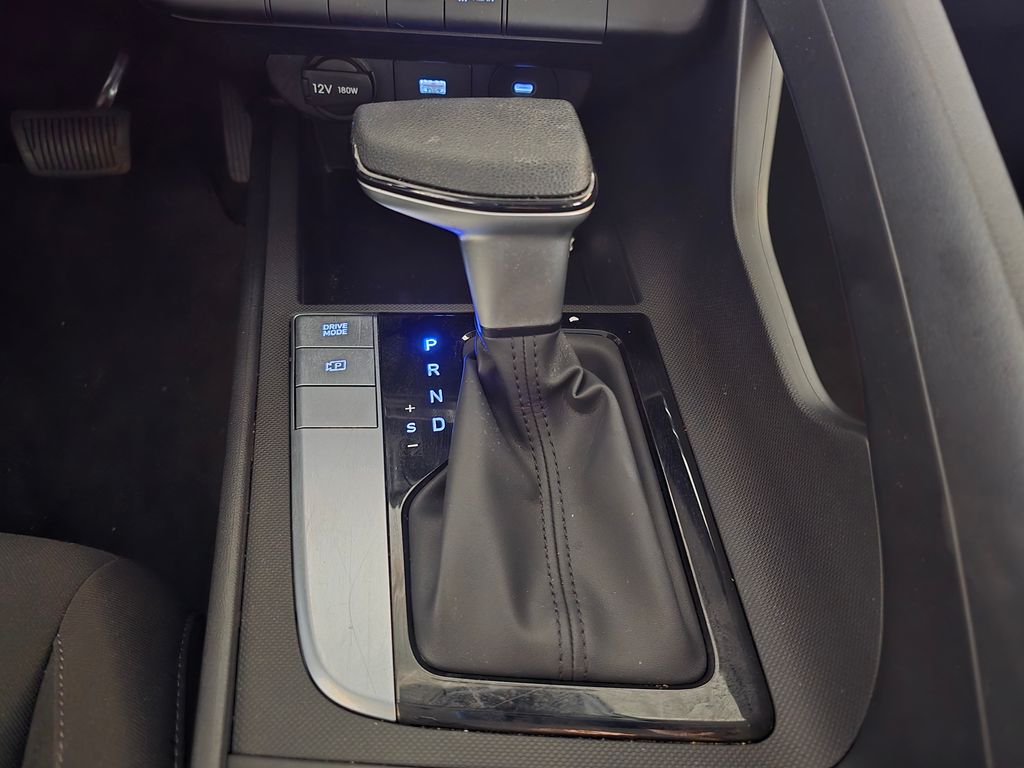 Thumbnail: 2025 Hyundai Elantra - 20