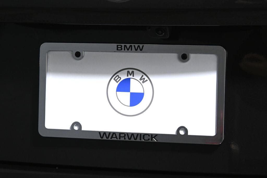 Thumbnail: 2026 BMW M5 - 14