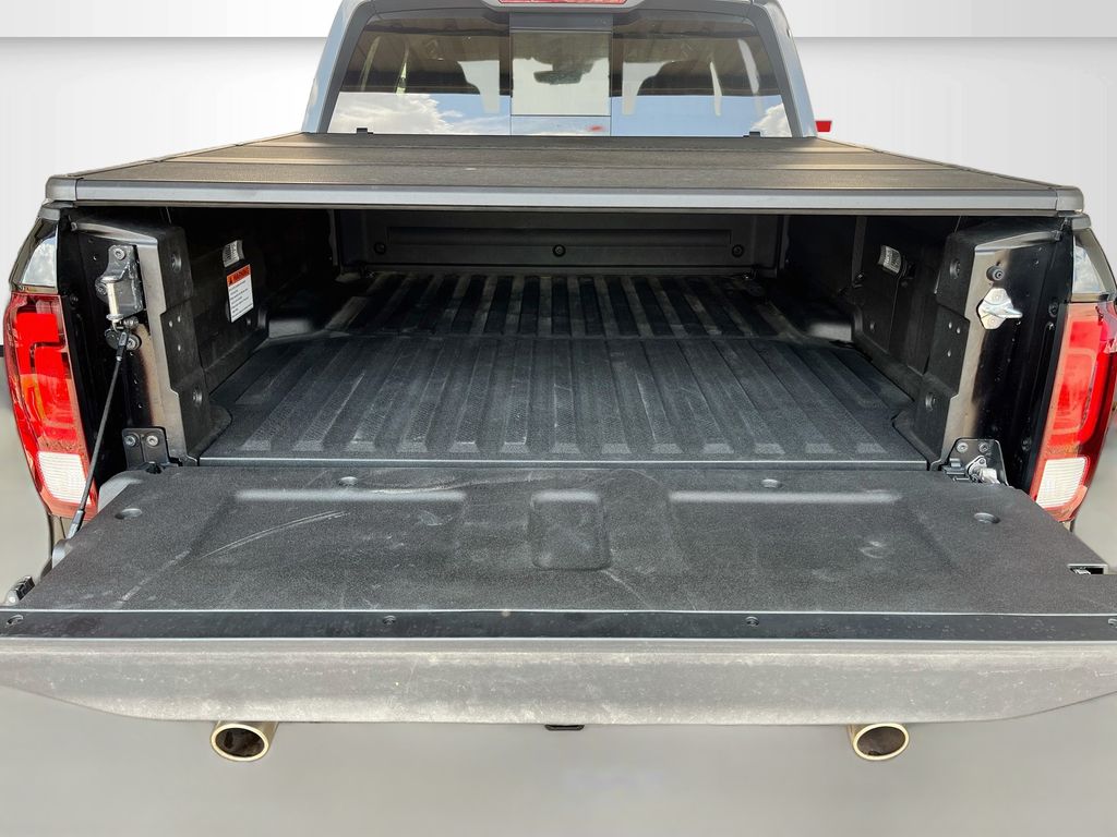 Used 2025 Black Honda RTL image 26