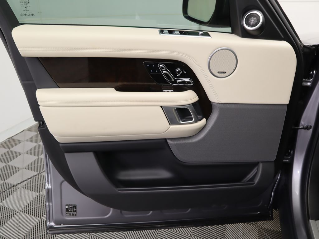 Thumbnail: 2021 Land Rover Range Rover - 24