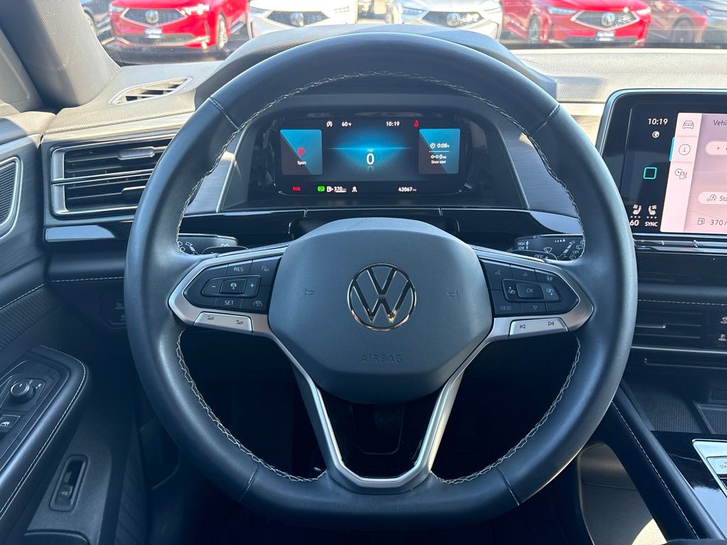 2024 Volkswagen Atlas Cross Sport 2.0T SE w/Technology