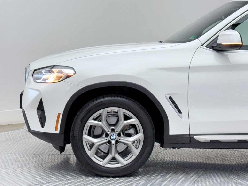 Thumbnail: 2024 BMW X3 - 8