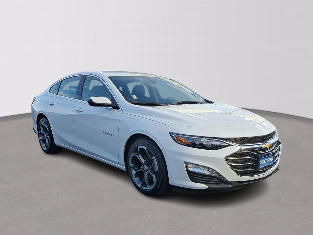 Thumbnail: 2022 Chevrolet Malibu - 3