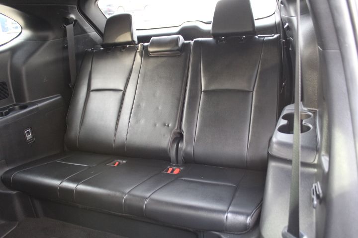 Used Car 2022 Toyota Highlander  Xse For Sale Under $35,000 In Georgetown, Texas