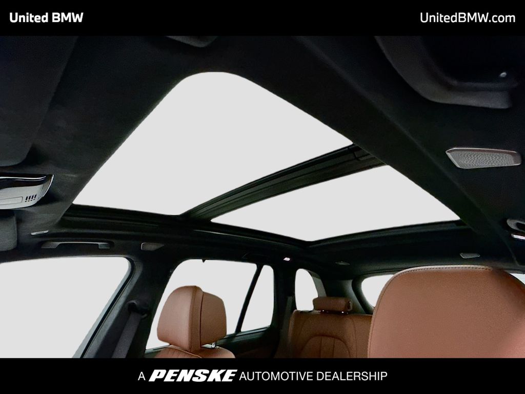 Thumbnail: 2026 BMW X5 - 12