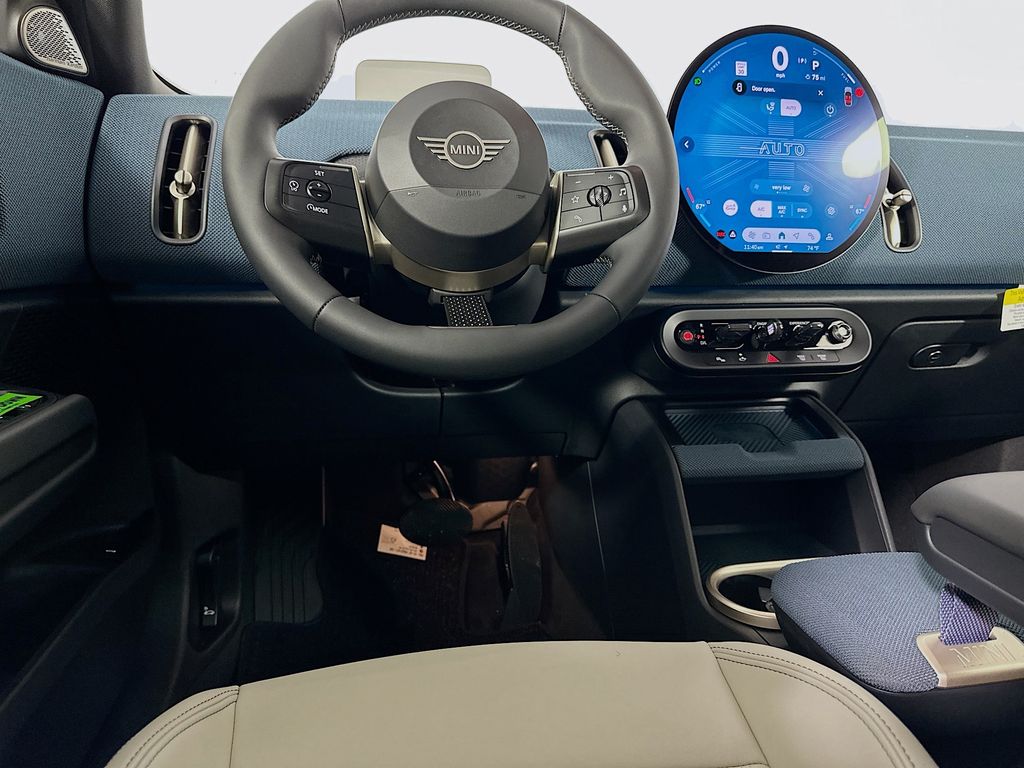 2025 MINI Cooper Countryman Base 19
