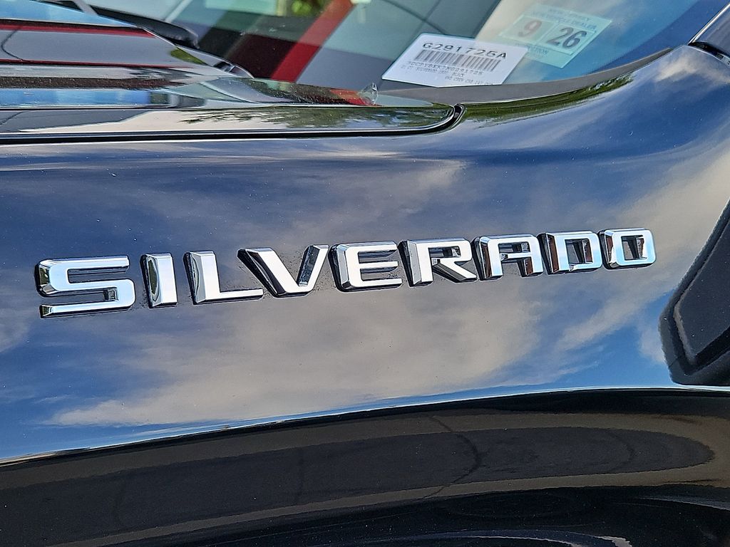 Thumbnail: 2021 Chevrolet Silverado 1500 - 29