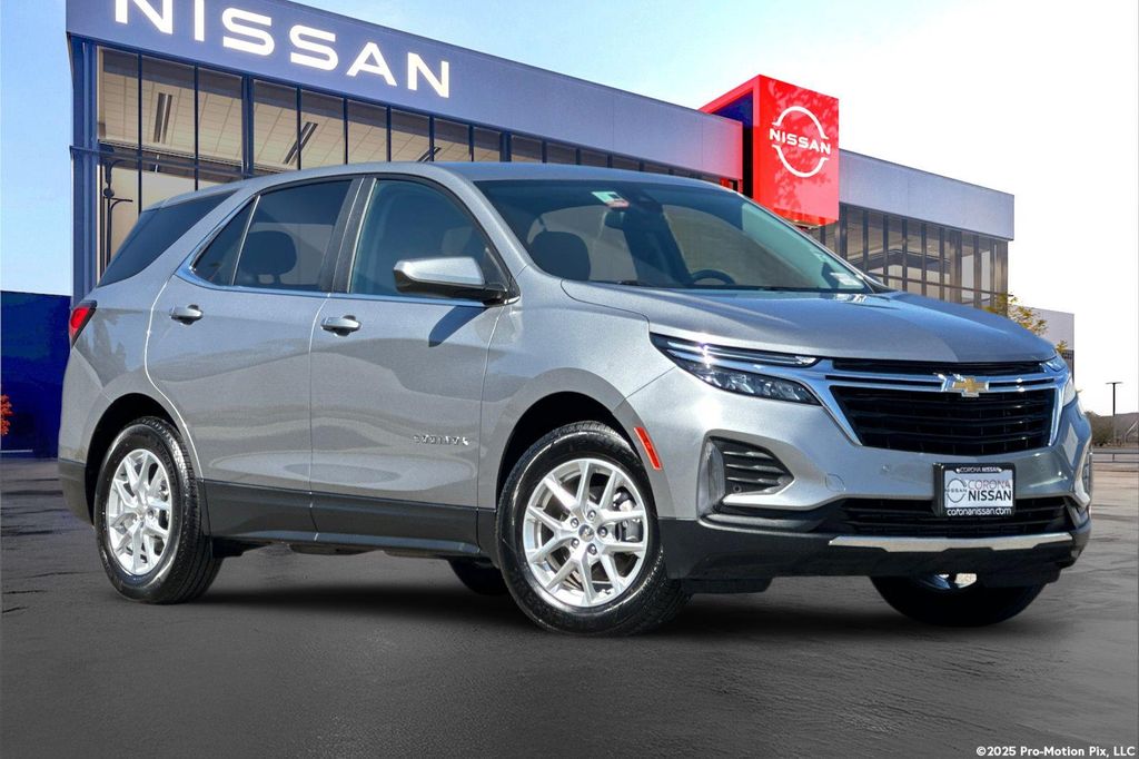 Sterling Gray Metallic 2024 Chevrolet Equinox SUV / Crossover Front-Wheel Drive 6-Speed Automatic Overdrive