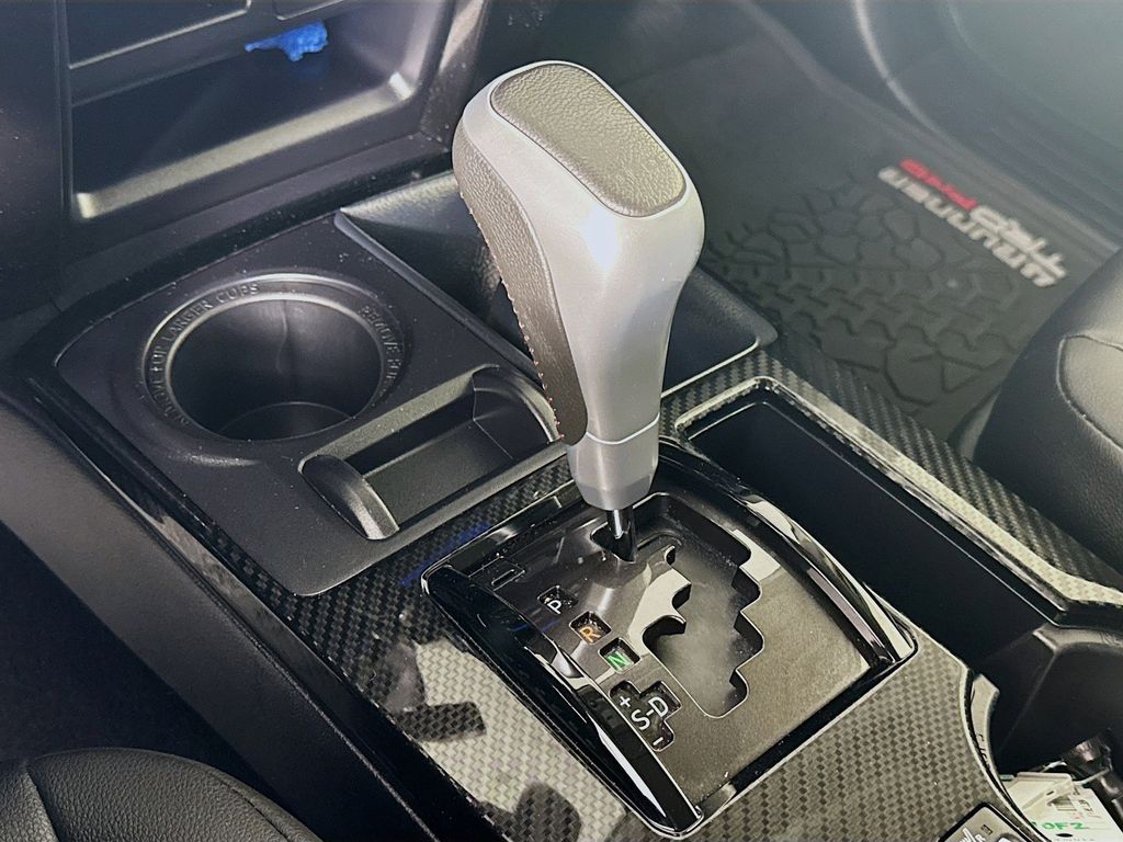 Thumbnail: 2023 Toyota 4Runner - 17