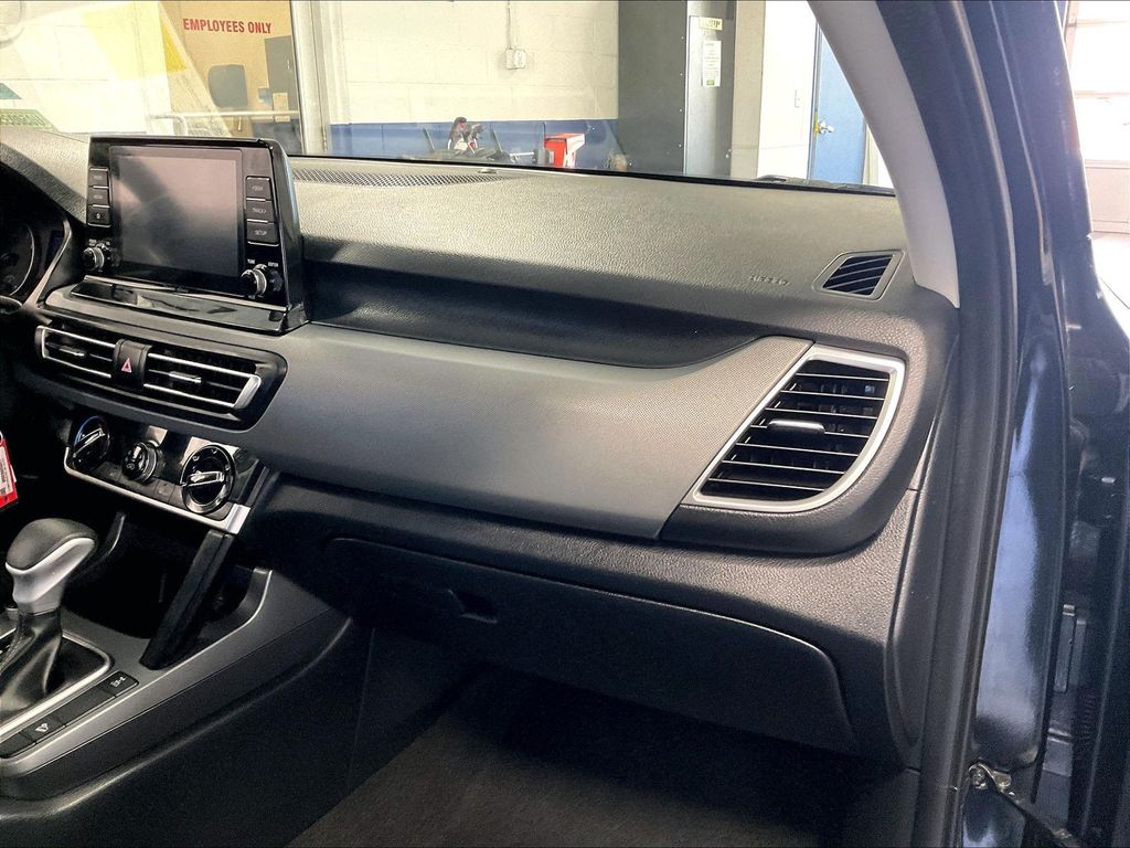 2023 Kia Seltos — photo 13