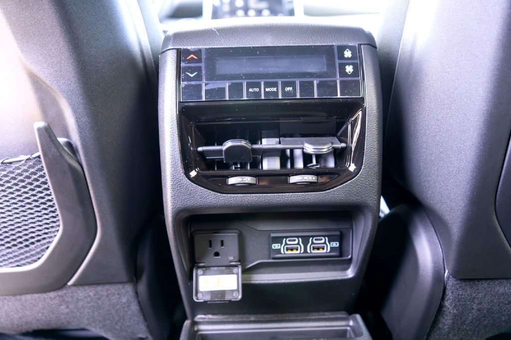 New Car 2025 Jeep Grand Cherokee L  Laredo For Sale Under $50,000 In Taylor, Texas