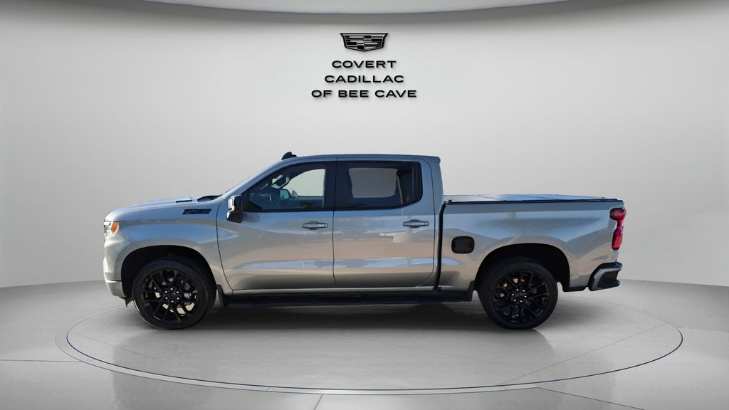 Used 2023 Gray Chevrolet RST image 5