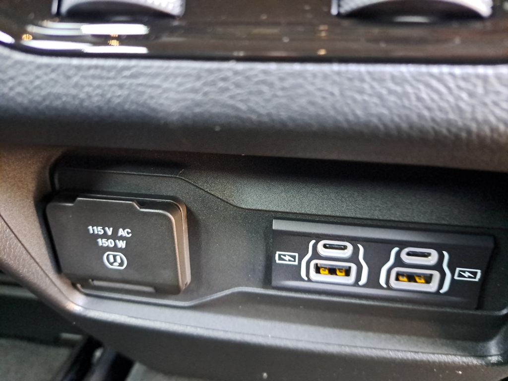 New Car 2025 Jeep Grand Cherokee  Laredo For Sale Under $35,000 In Austin, Texas