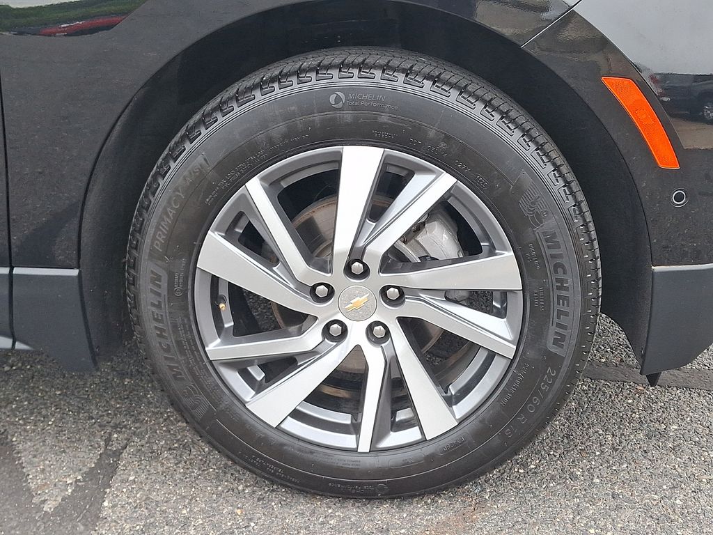used 2023 Chevrolet Equinox car, priced at $26,213