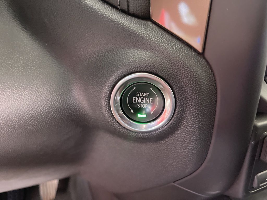Thumbnail: 2020 Chevrolet Silverado 1500 - 28
