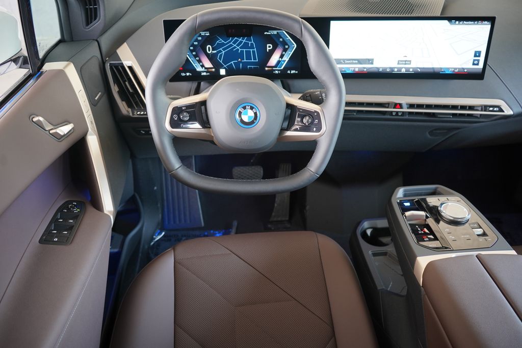 2025 BMW iX xDrive50 16
