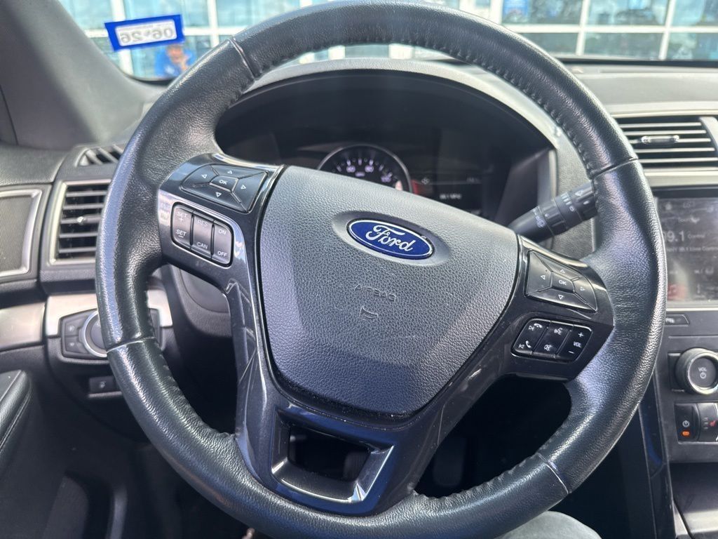 2019 Ford Explorer XLT Black at Autostrade