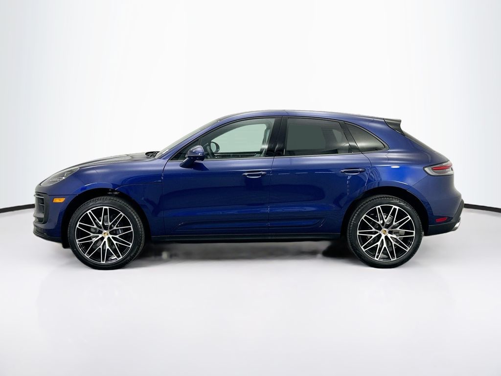 Thumbnail: 2026 Porsche Macan - 2