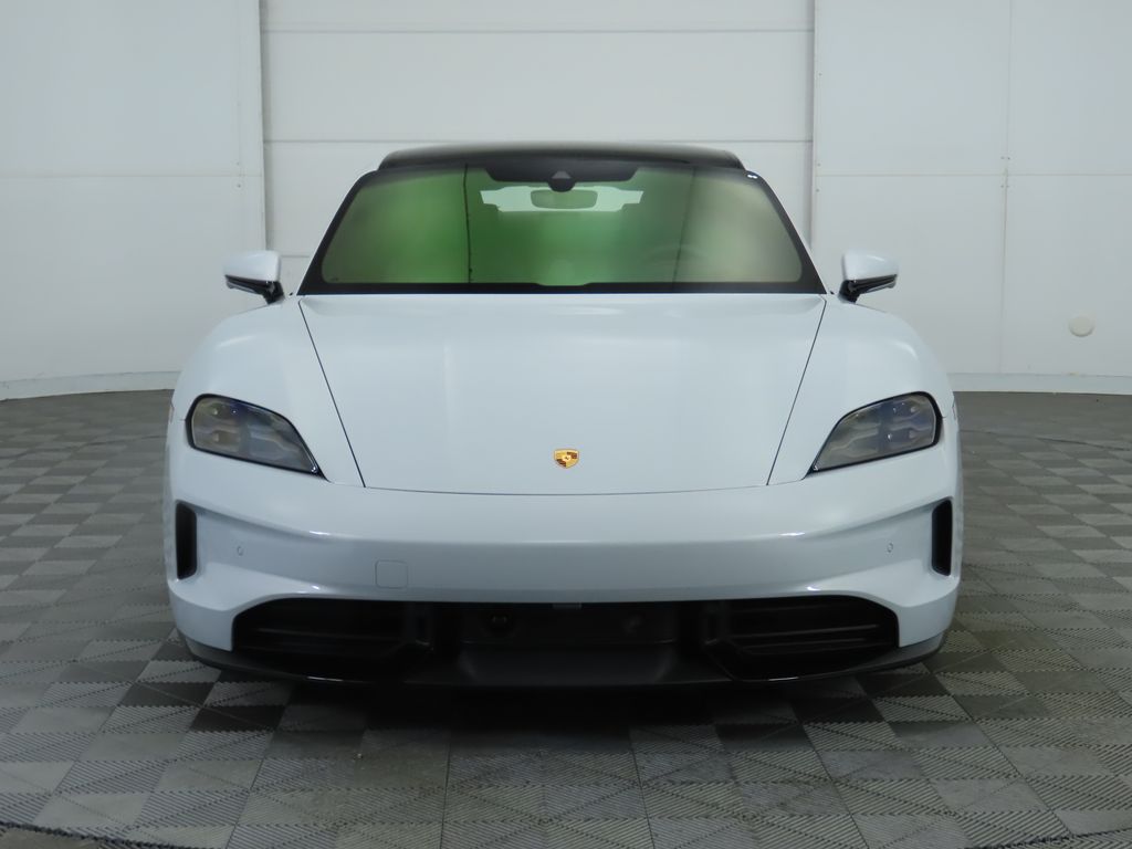 Thumbnail: 2025 Porsche Taycan - 10