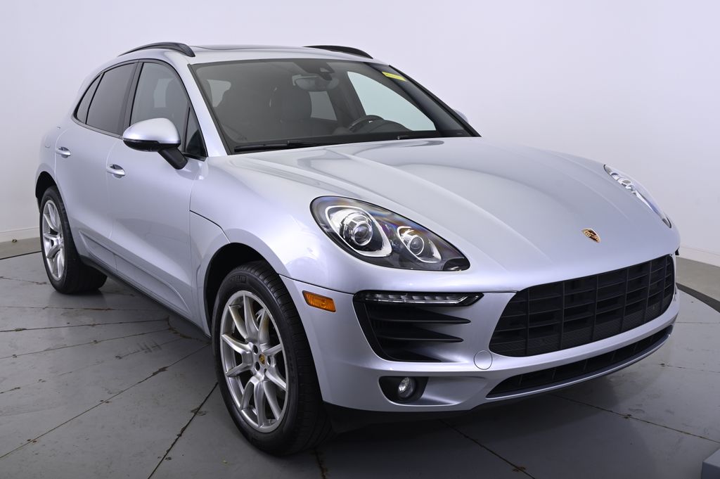 Thumbnail: 2018 Porsche Macan - 9