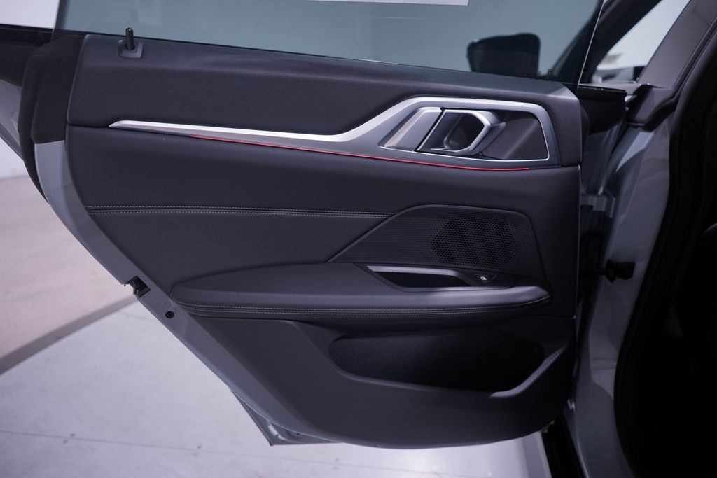 2025 BMW i4 eDrive40 15