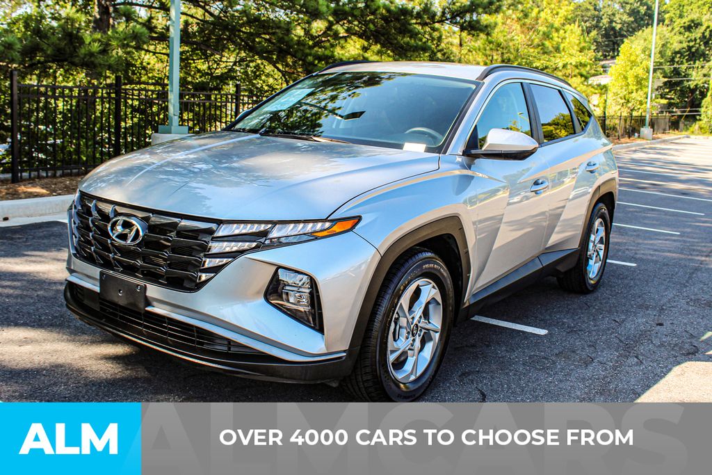 Used 2024 Silver Hyundai SEL image 3
