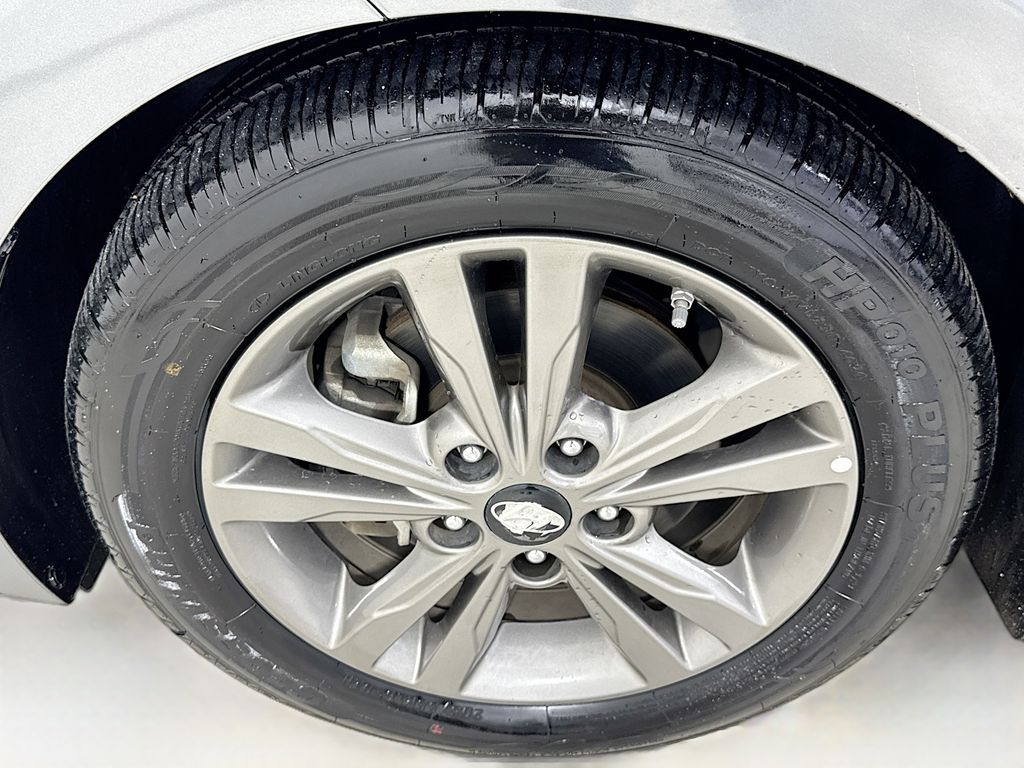 Used Car 2018 Hyundai Elantra  Sel For Sale Under $12,000 In Austin, Texas