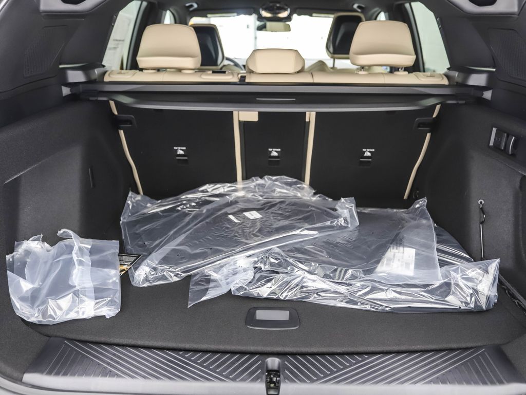 Thumbnail: 2026 BMW X3 - 23