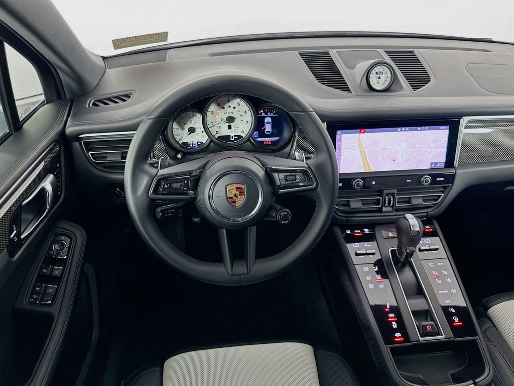 2022 Porsche Macan GTS 23