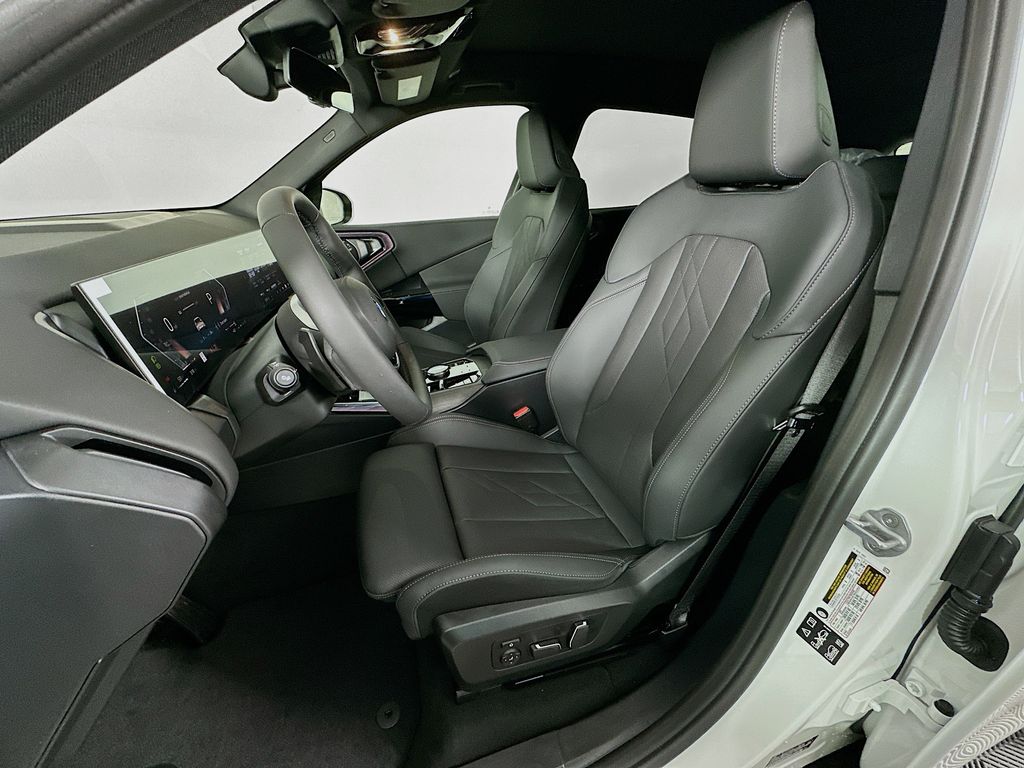 Thumbnail: 2026 BMW X3 - 16