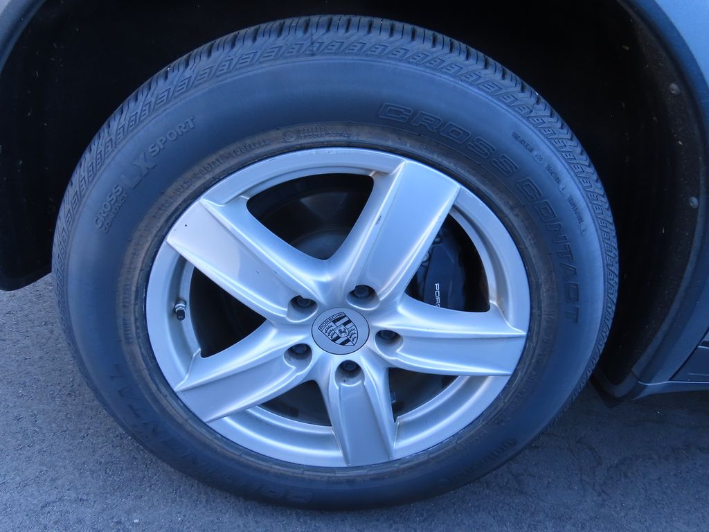 Thumbnail: 2014 Porsche Cayenne - 16