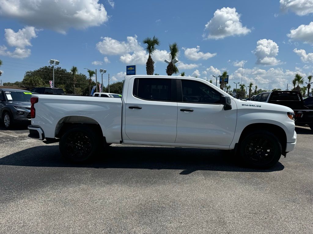 2024 Chevrolet Silverado 1500 Custom 9