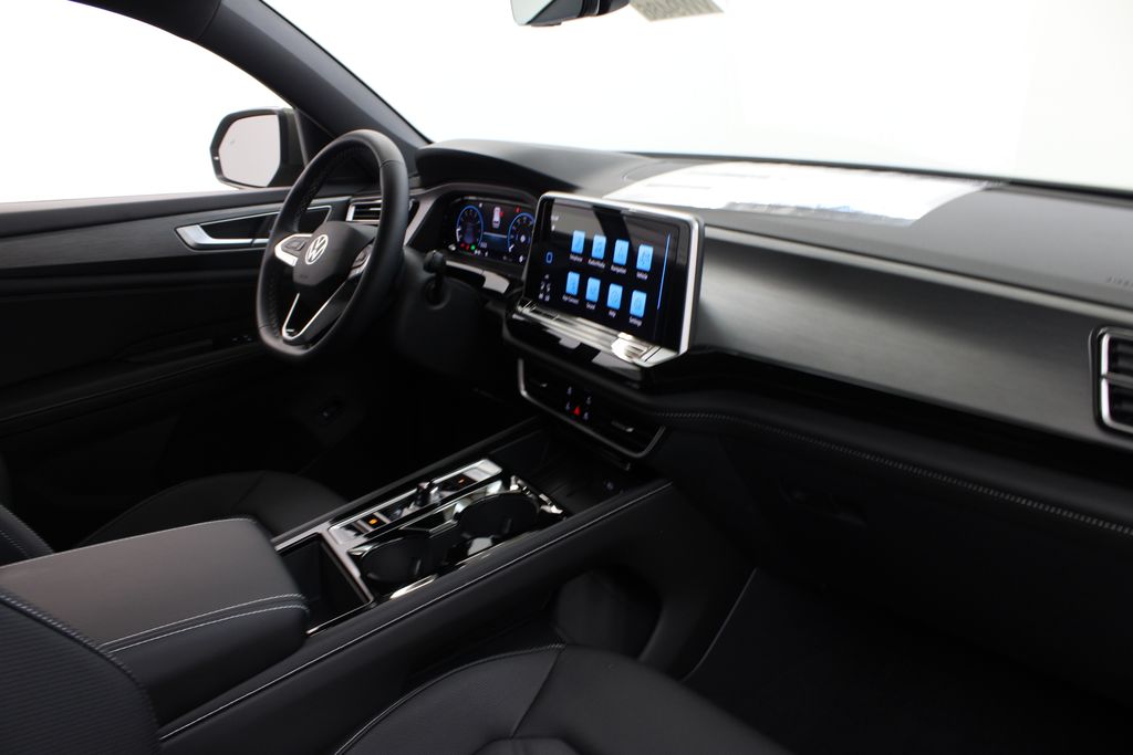 new 2026 Volkswagen Atlas Cross Sport car