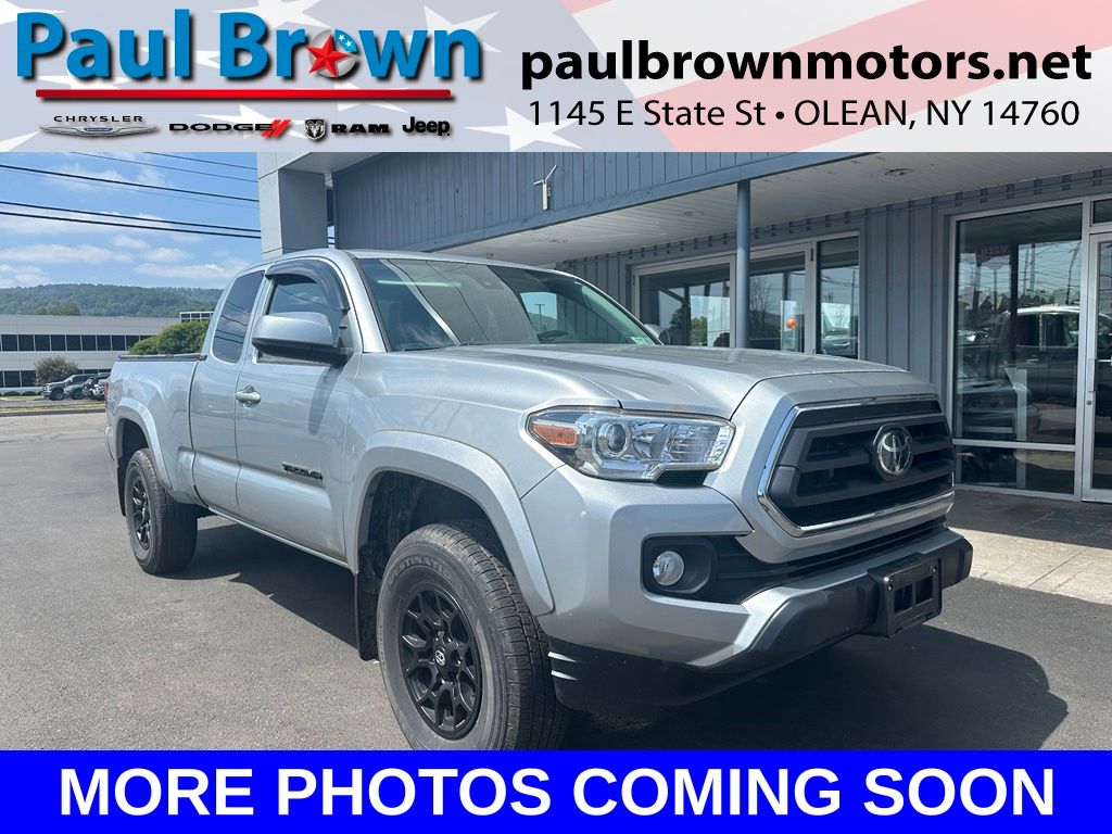 2022 Toyota Tacoma SR5 V6 Access Cab 4WD