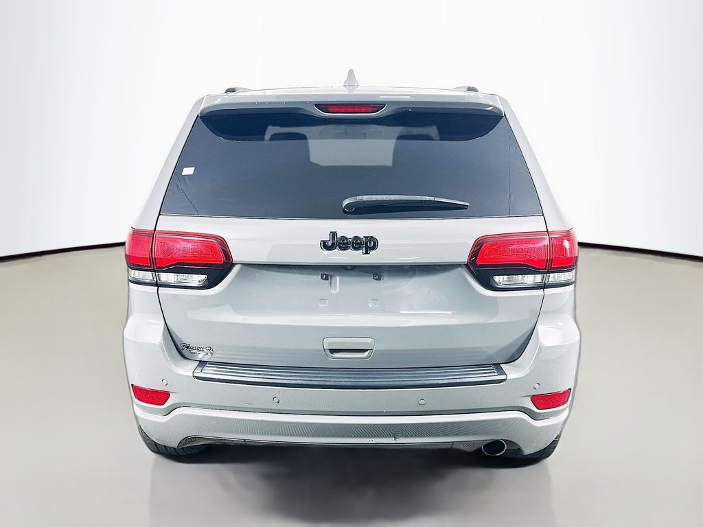 Used 2019 Gray Jeep Altitude image 6
