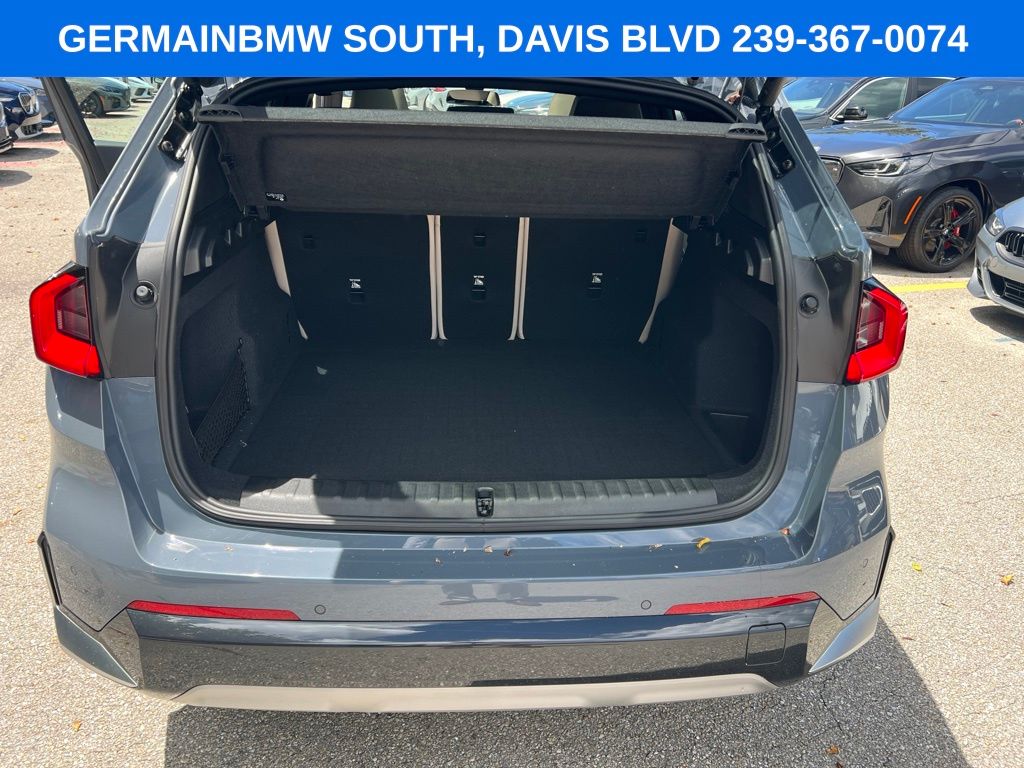 Certified Used 2024 Gray BMW xDrive28i image 10