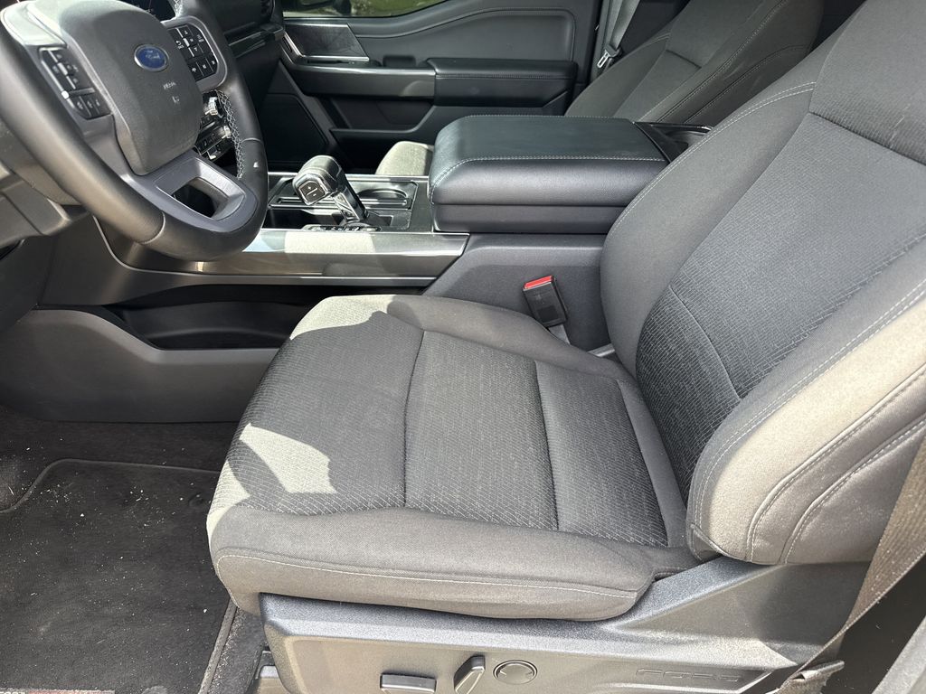 2023 Ford F-150 XLT - 11
