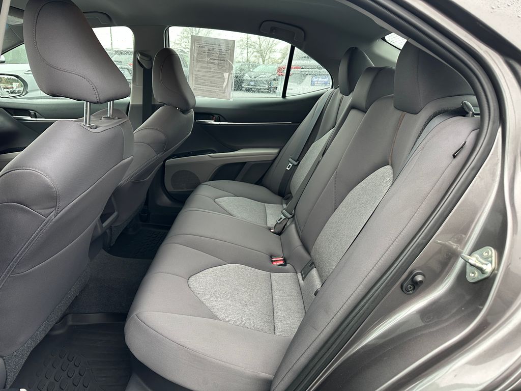 2020 Toyota Camry Hybrid LE