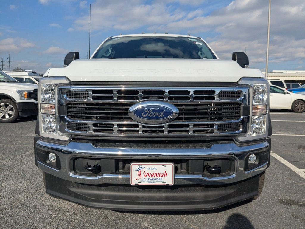 2025 Ford F-450 Chassis XL
