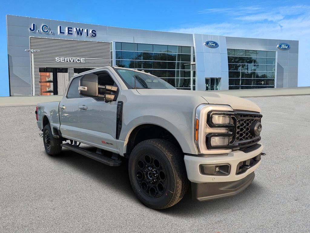 2026 Ford F-350 LARIAT