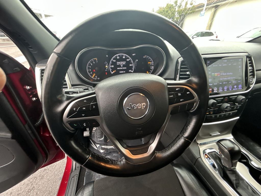 Thumbnail: 2021 Jeep Grand Cherokee - 14