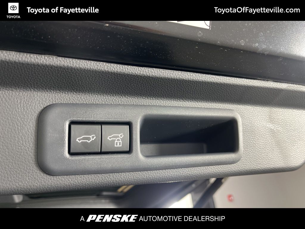 Thumbnail: 2025 Toyota Sequoia - 18