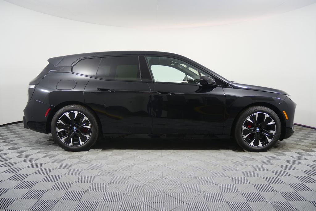 Thumbnail: 2026 BMW iX - 2